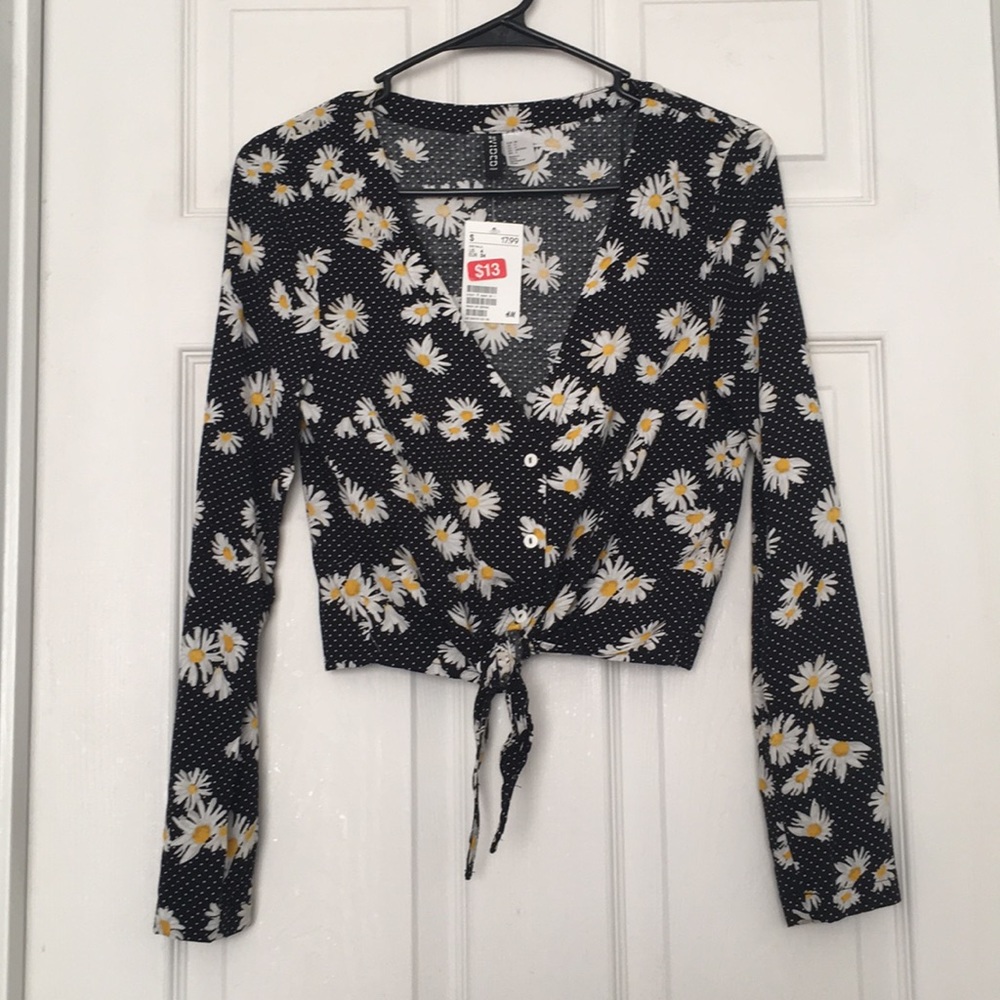 Cute daisy top